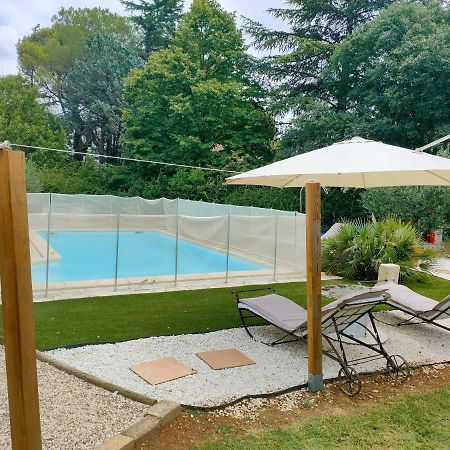 Au Mazet Du Parc Bed & Breakfast Ledenon Luaran gambar