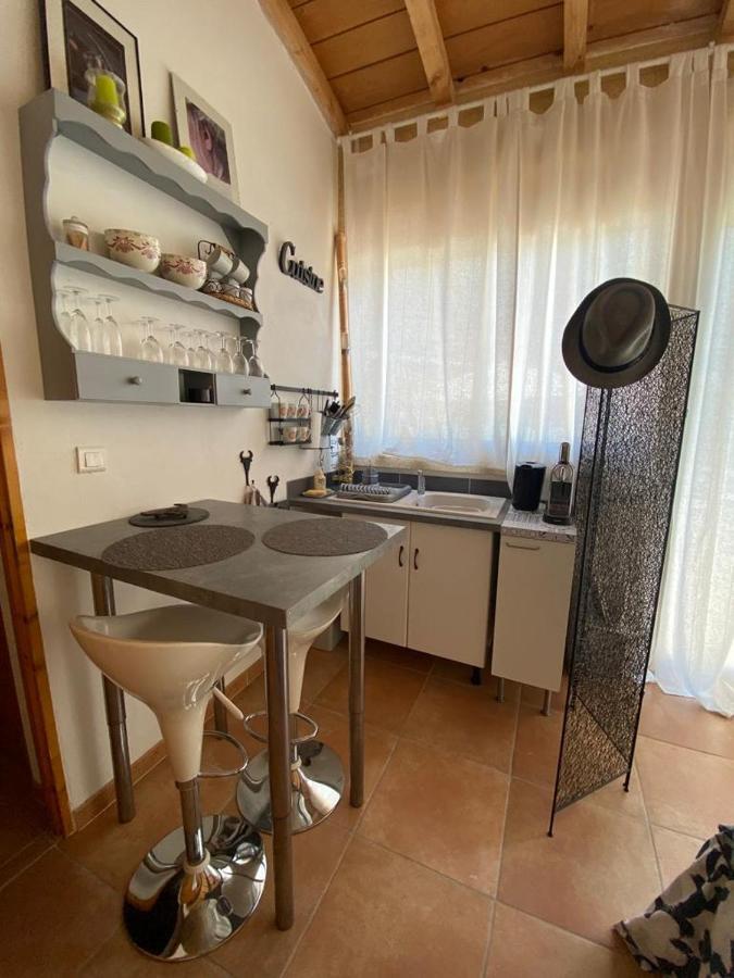 Au Mazet Du Parc Bed & Breakfast Ledenon Luaran gambar